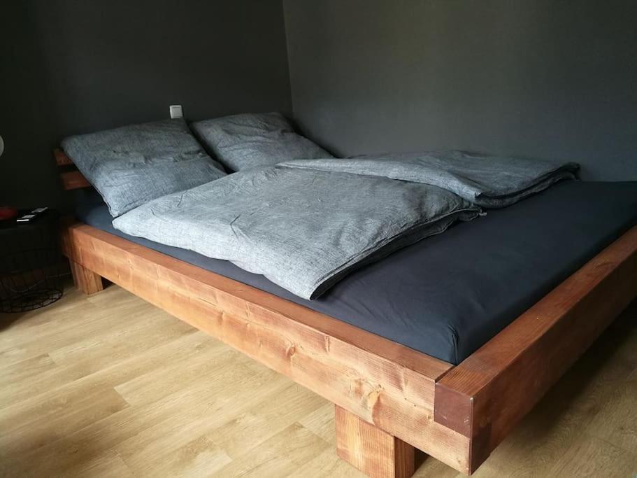Ganzes Haus, Zentrale Lage Adenau Nuerburgring Daire Dış mekan fotoğraf